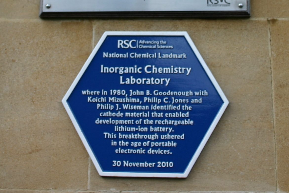 Lithium-ion battery memorial tablet, Inorganic Chemistry Laboratory, Oxford - 02.JPG